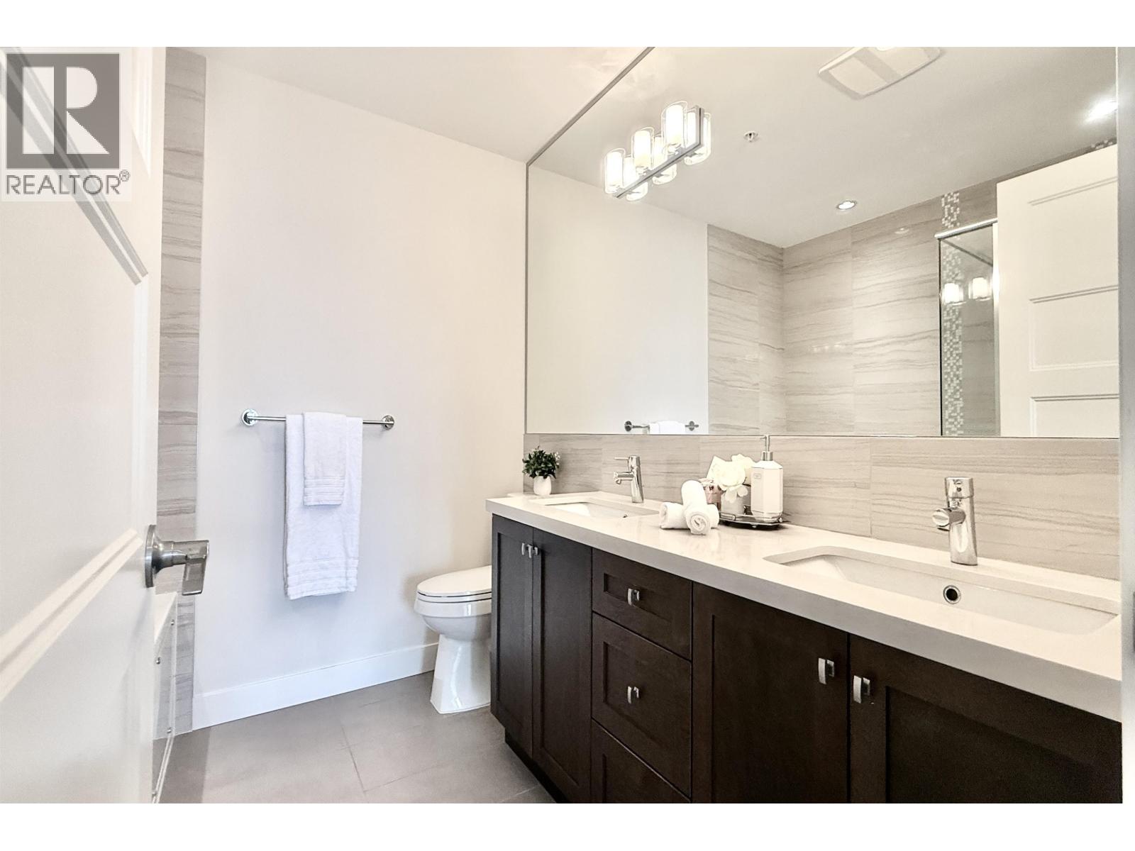 Photo 13 of 210 6168 London Road, Richmond BC