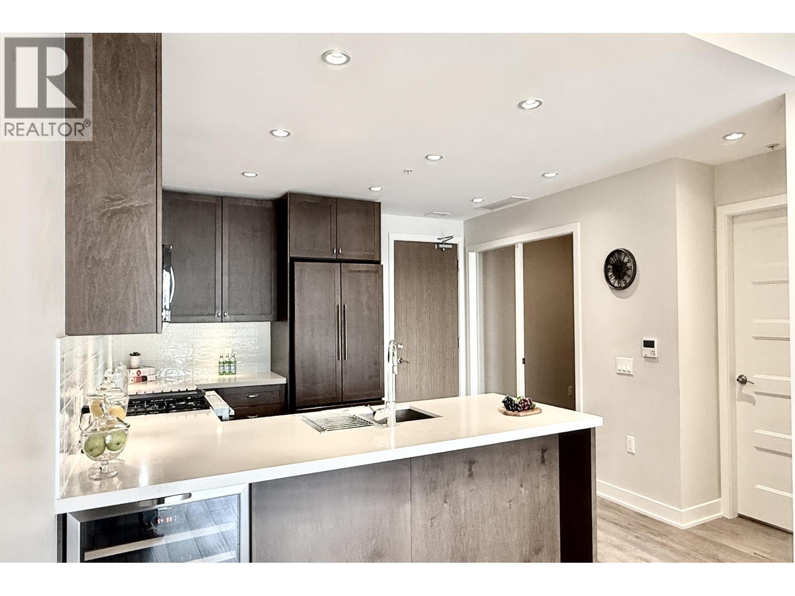 Photo 14 of 210 6168 London Road, Richmond BC