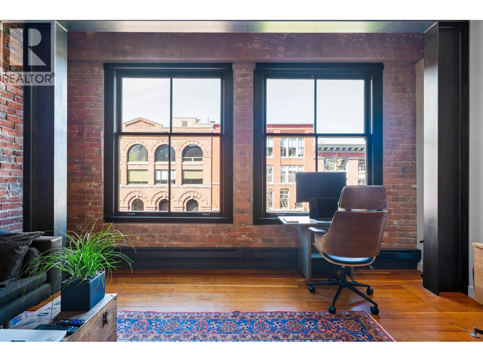 Photo 9 of 405 310 Water Street, Vancouver BC