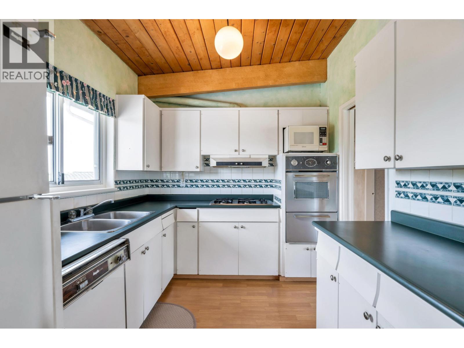 Photo 6 of 4766 Anderson Place, Delta BC