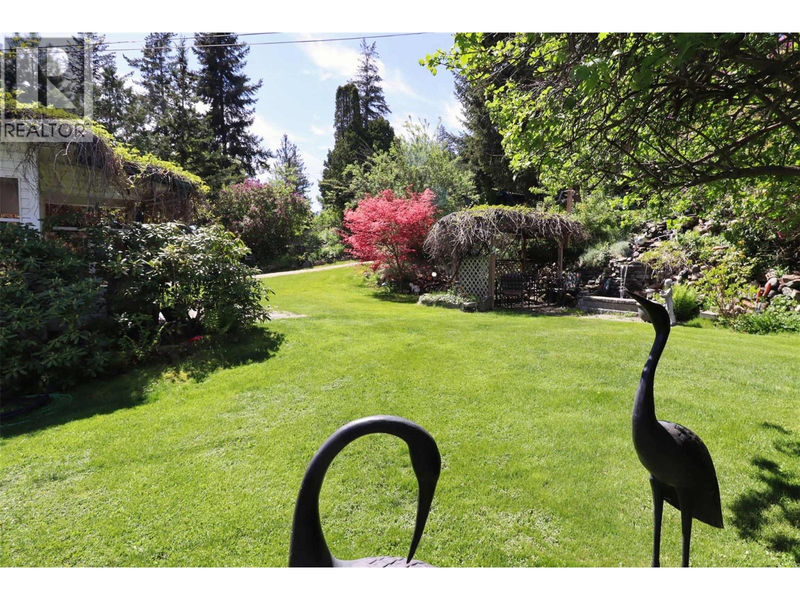 1085 Little Shuswap Lake Road, Chase