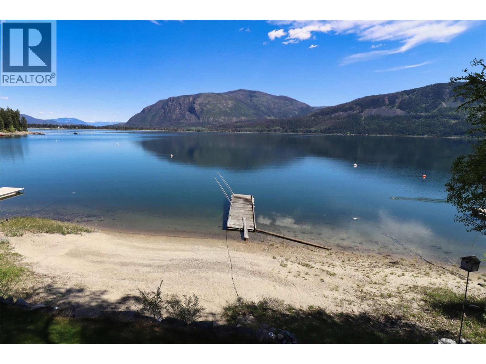 1085 Little Shuswap Lake Road, Chase