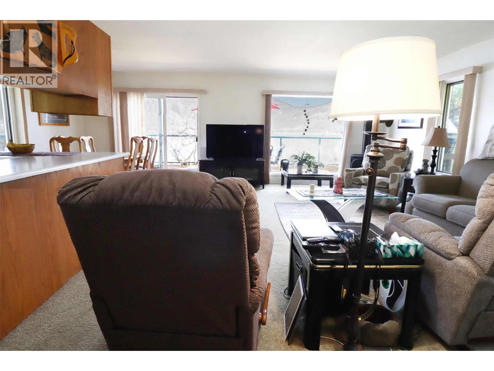 1085 Little Shuswap Lake Road, Chase