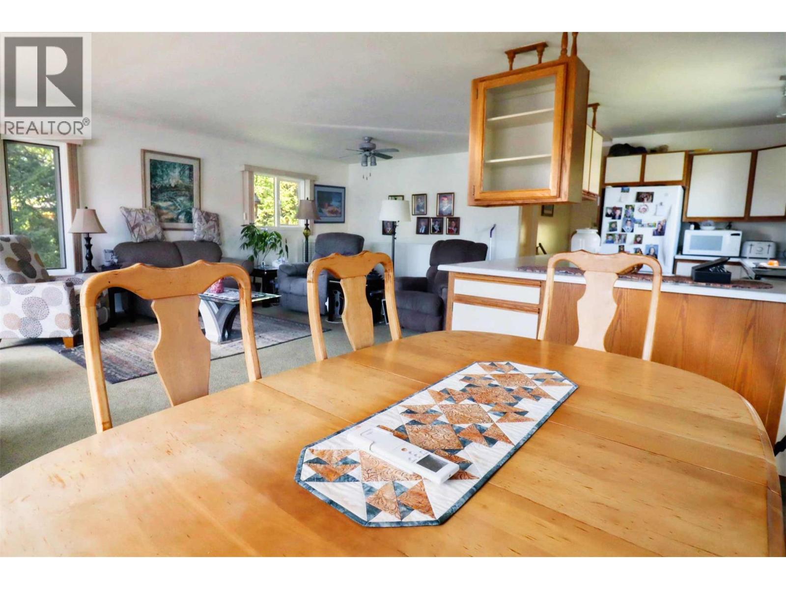 1085 Little Shuswap Lake Road, Chase