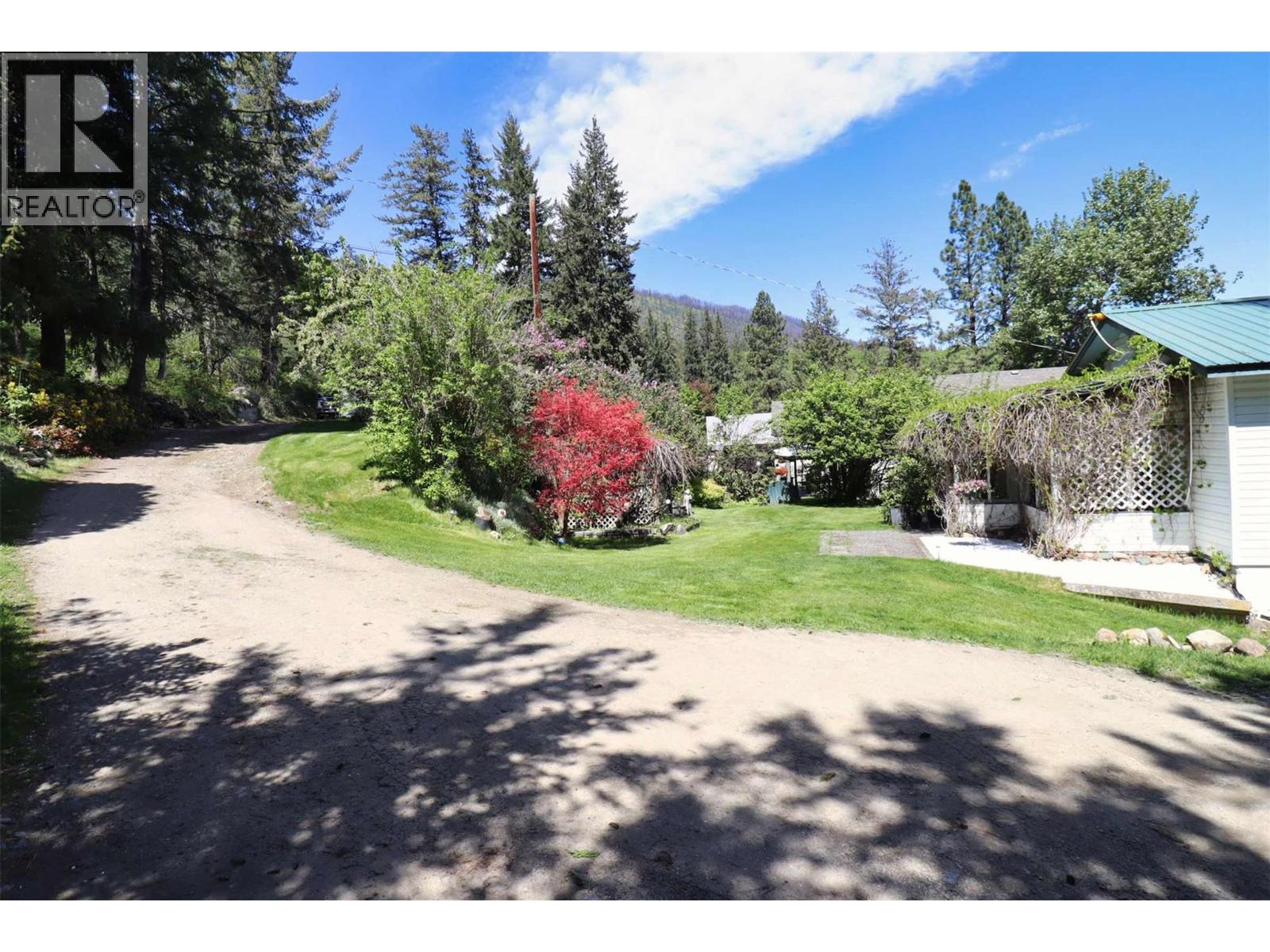 1085 Little Shuswap Lake Road, Chase