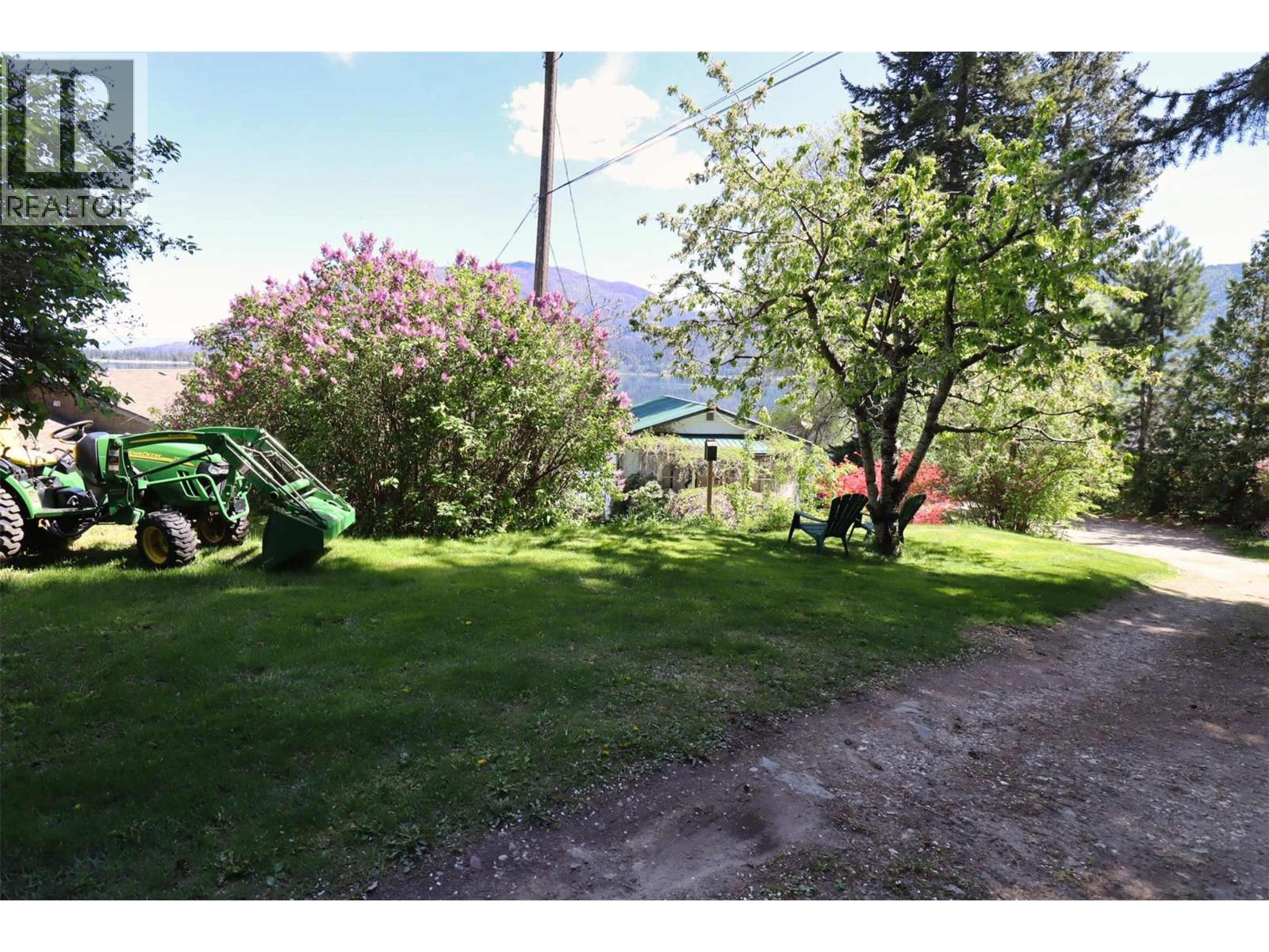 1085 Little Shuswap Lake Road, Chase