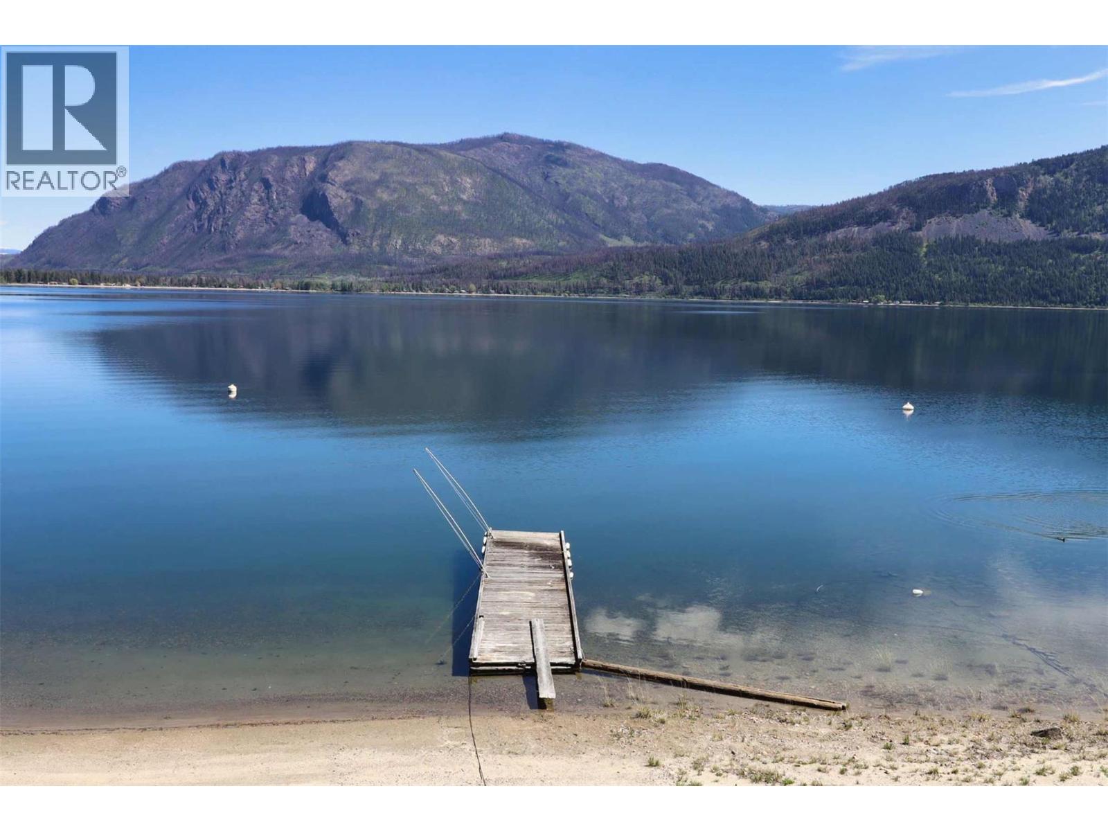 1085 Little Shuswap Lake Road, Chase
