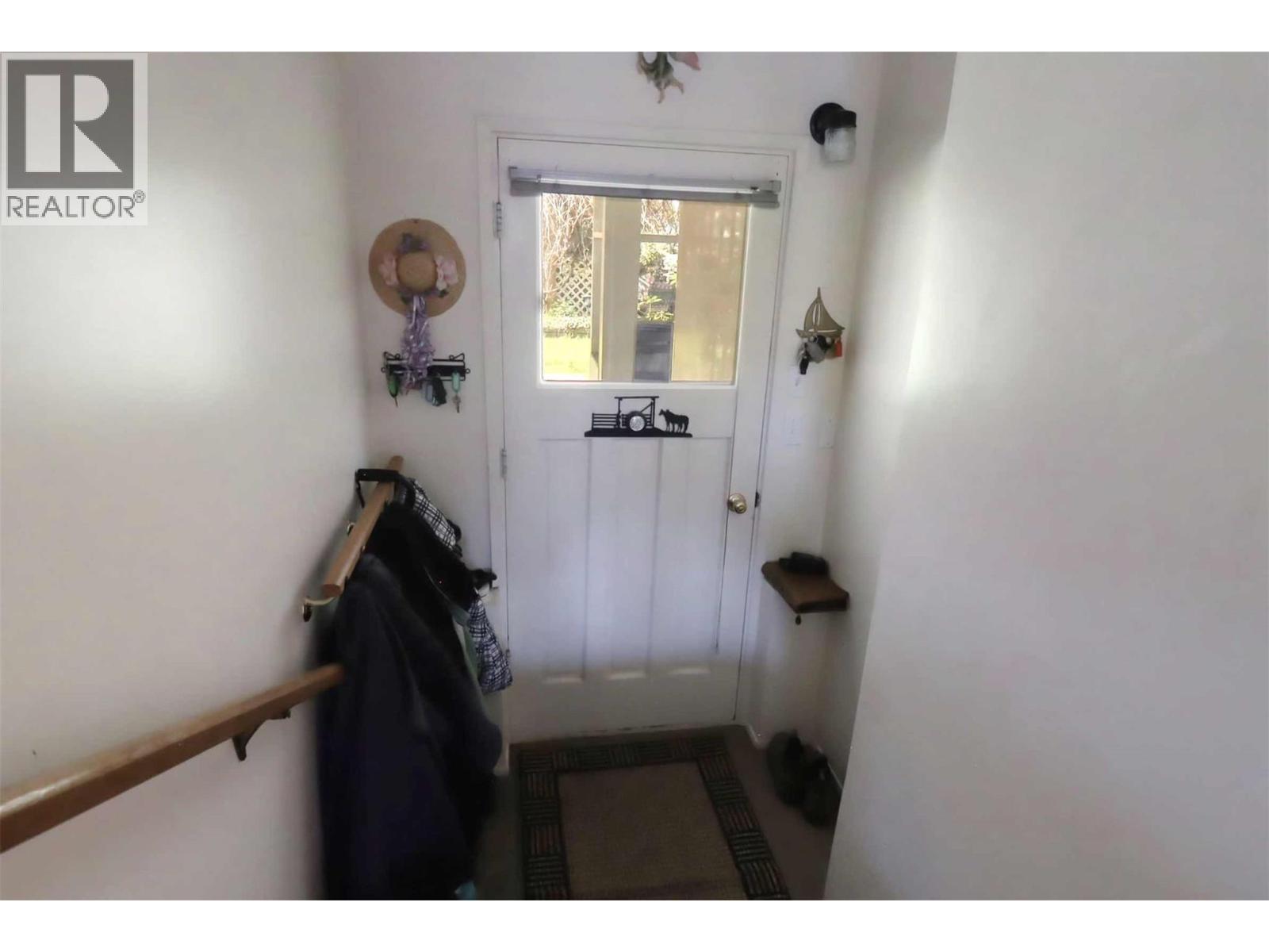 1085 Little Shuswap Lake Road, Chase