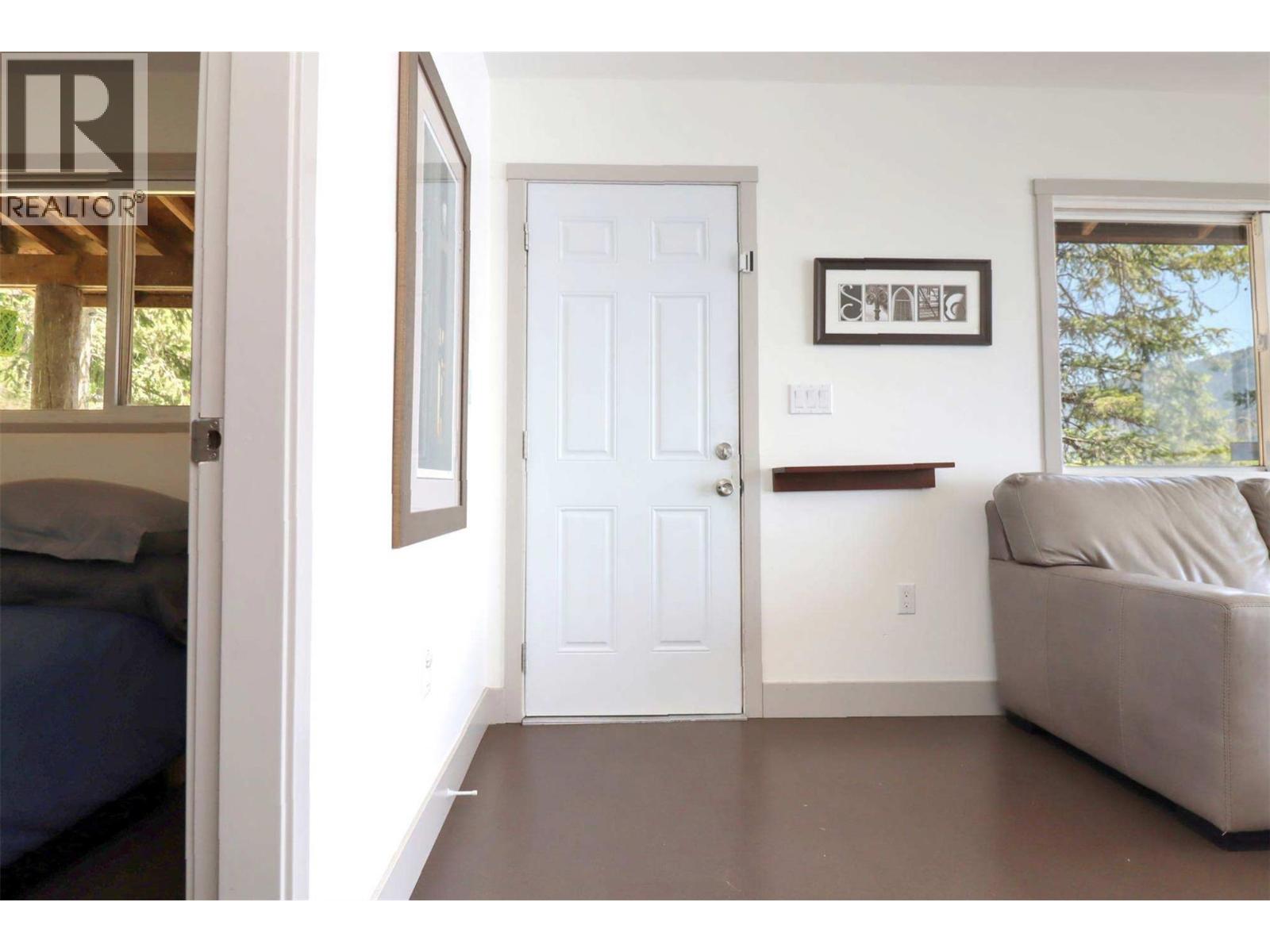 3872 Point Road, Chase