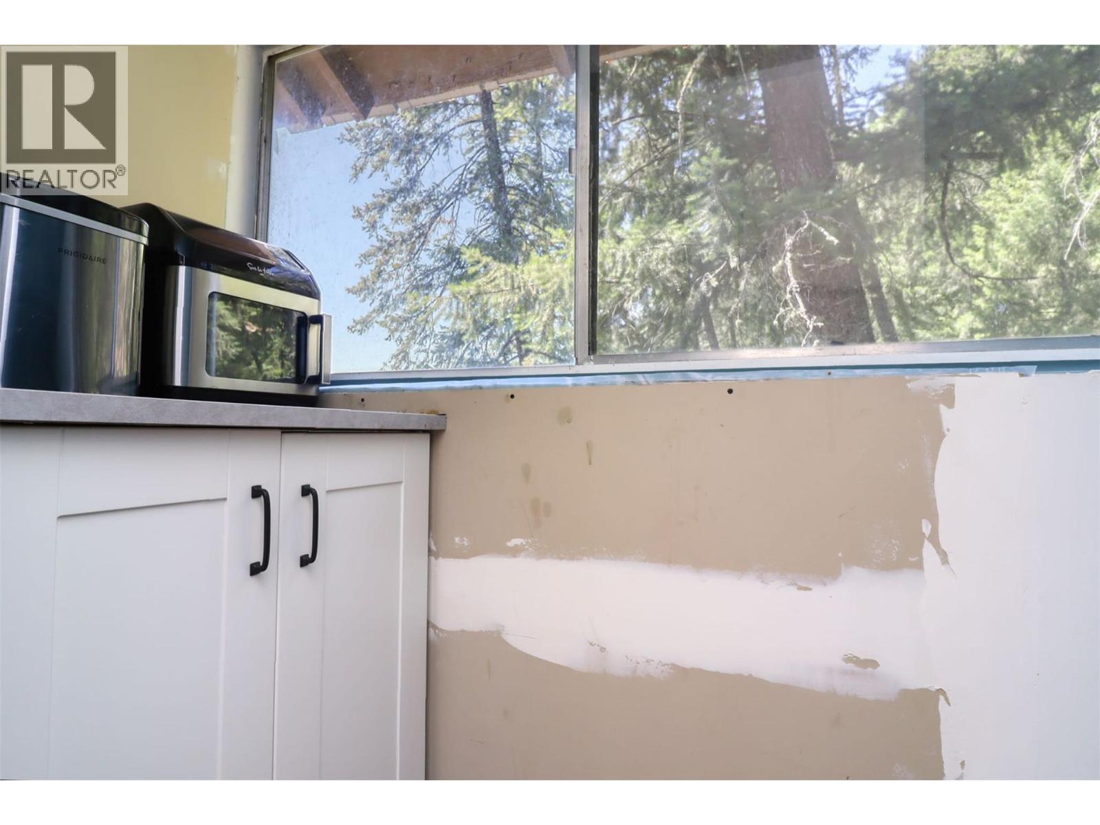 3872 Point Road, Chase