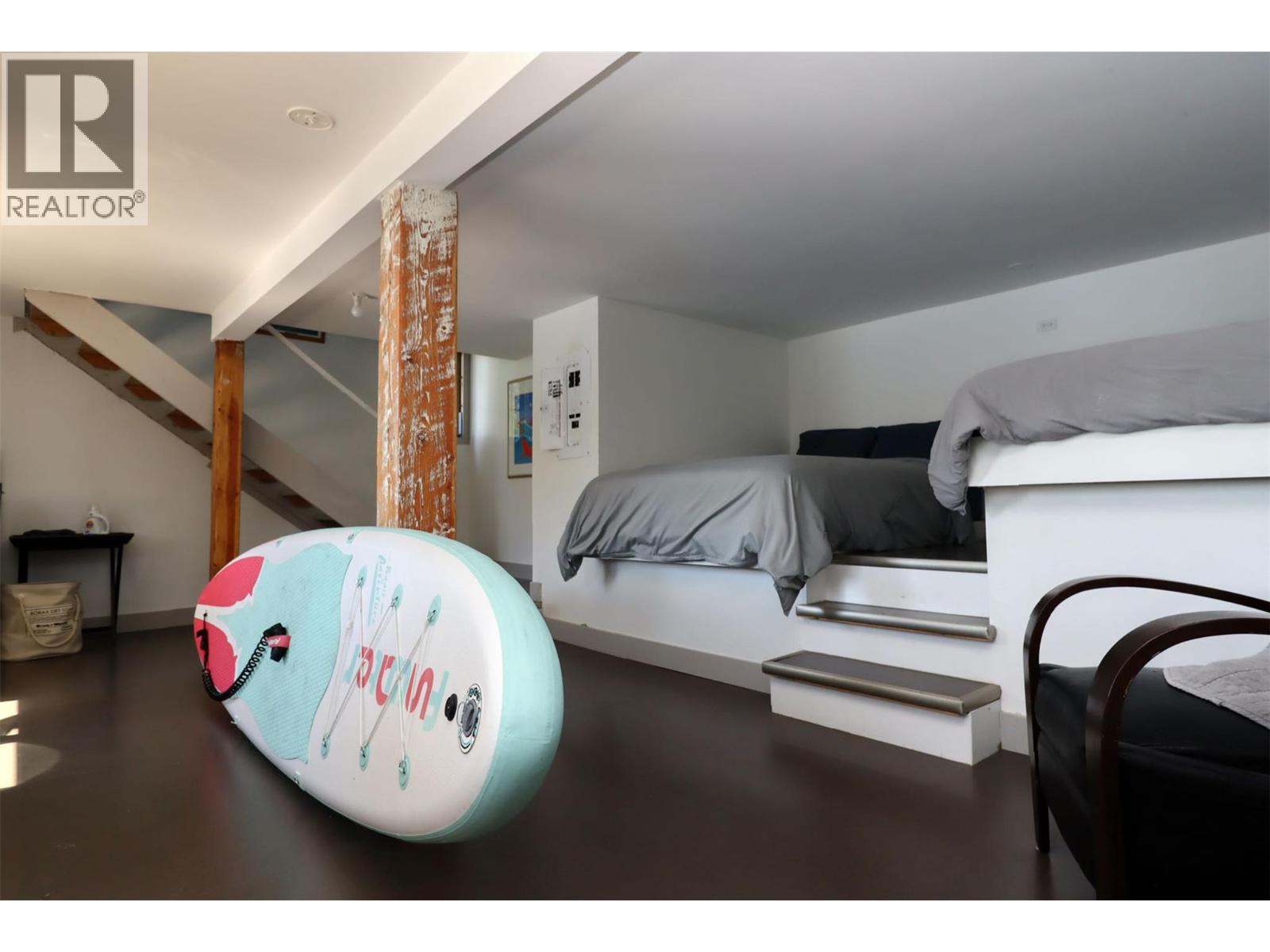 3872 Point Road, Chase