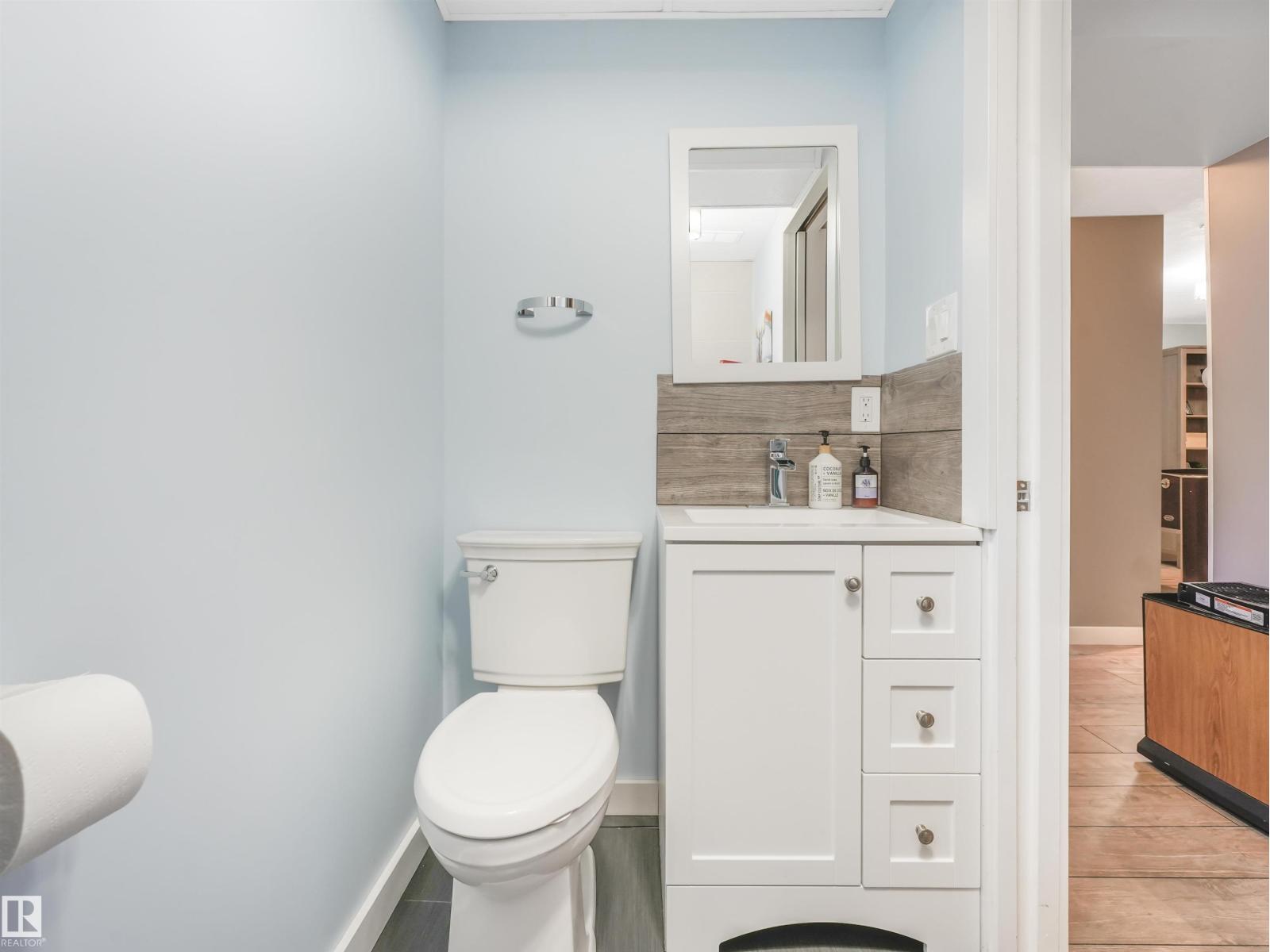 Photo 34 of 9573 83 St Nw, Edmonton AB