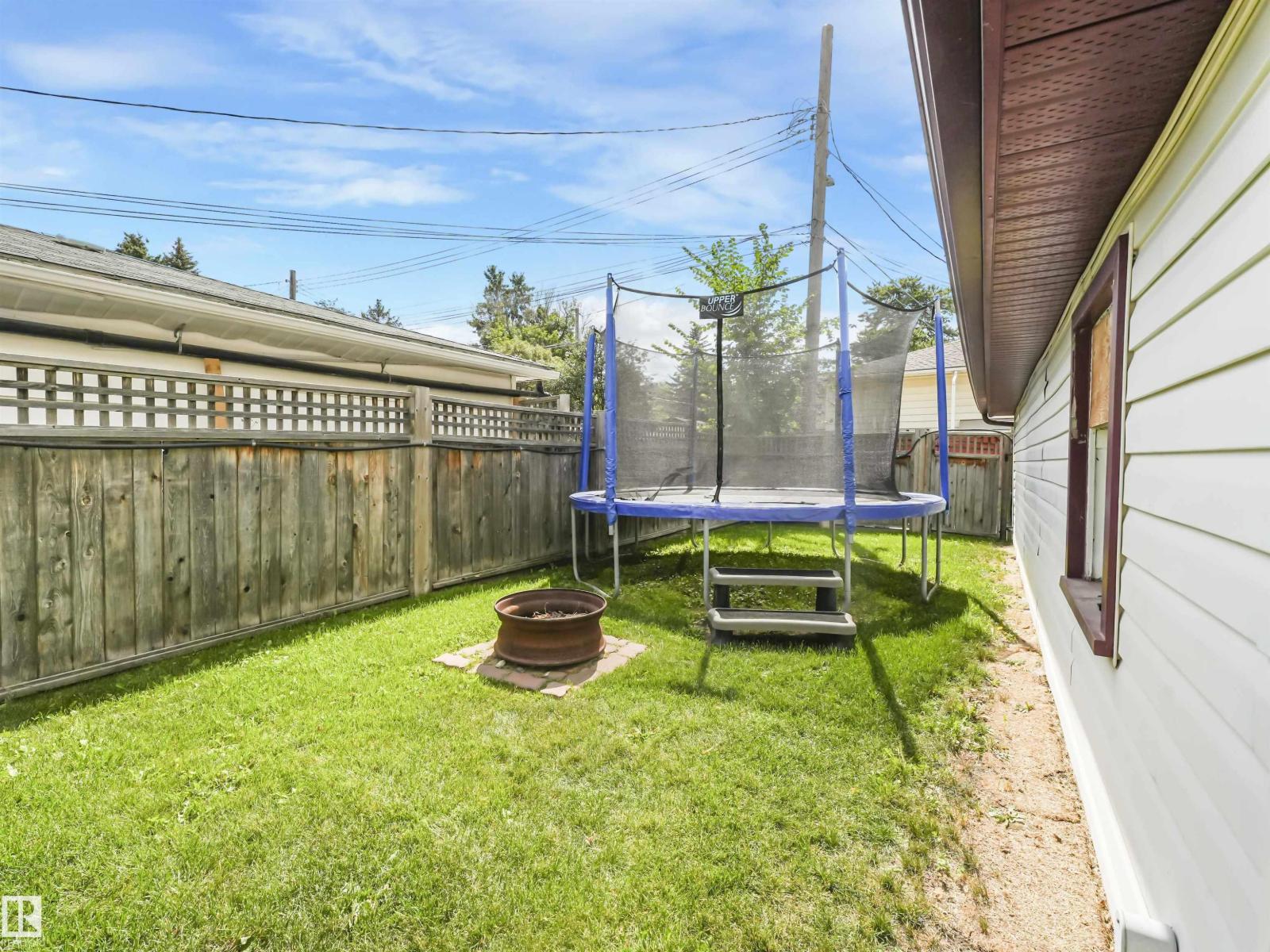 Photo 49 of 9573 83 St Nw, Edmonton AB