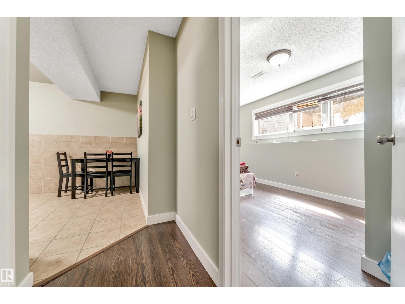 Photo 51 of 3923 67 St Nw, Edmonton AB