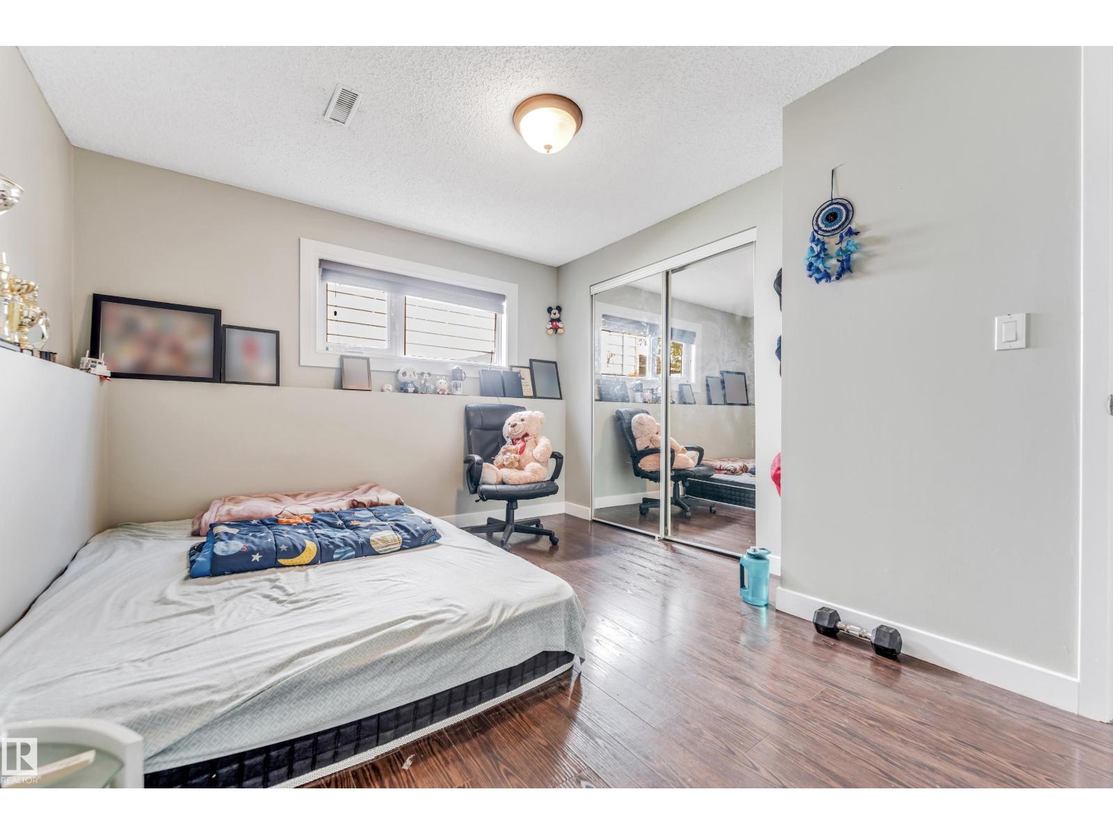 Photo 47 of 3923 67 St Nw, Edmonton AB