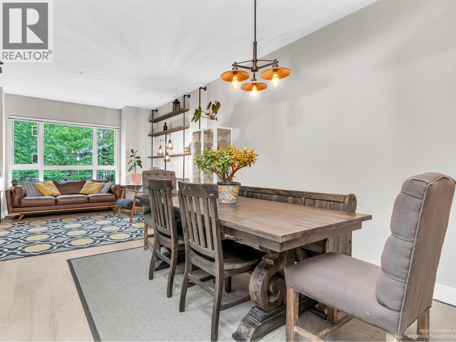 6 238 CAMATA STREET, New Westminster