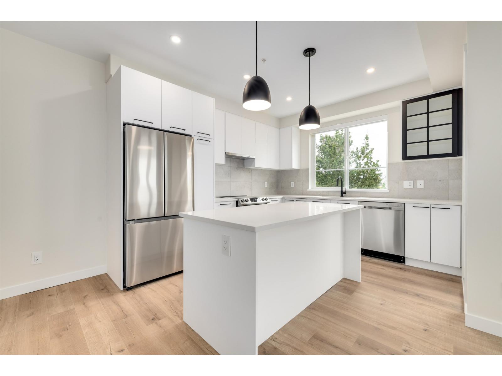 Photo 6 of 522 8117 200 A Street, Langley BC