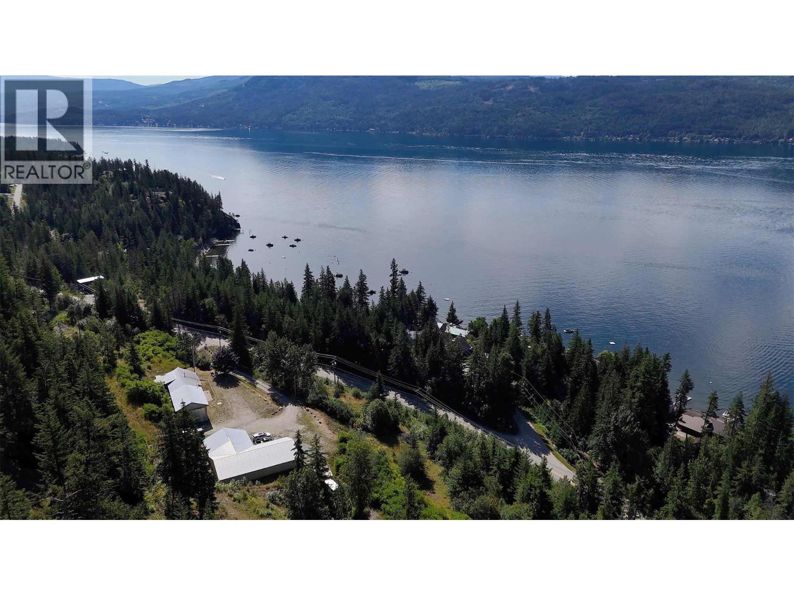 5795 Squilax-Anglemont Road, Celista