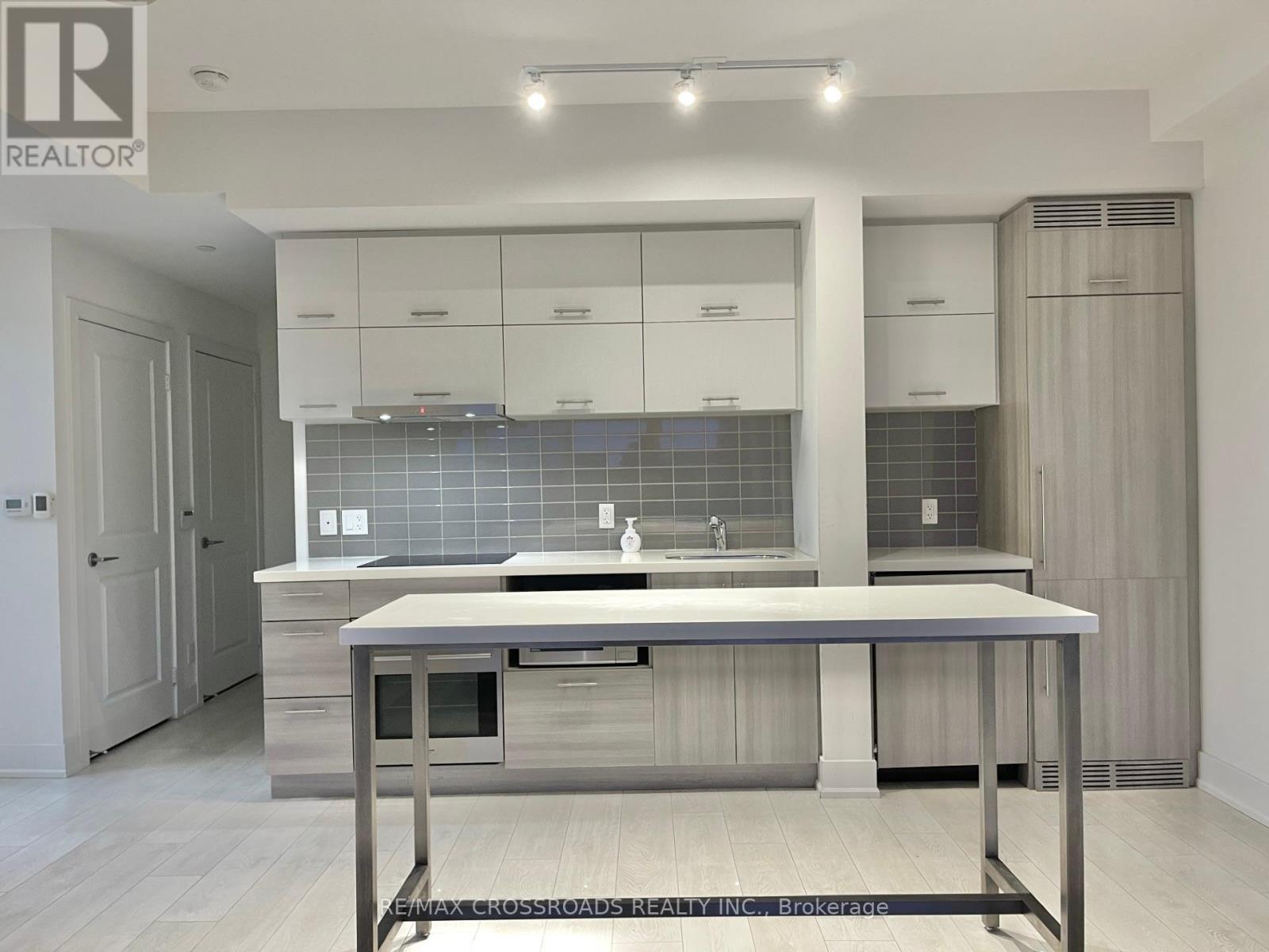 Photo 6 of 801 180 Enterprise Boulevard, Markham ON