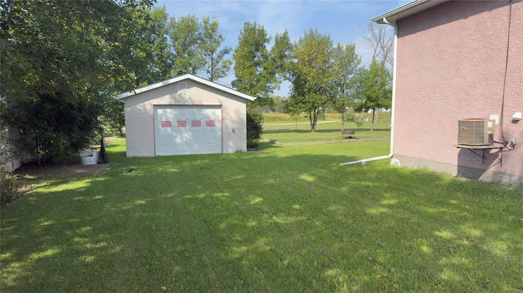 Photo 34 of 432 Croteau Street, St Pierrejolys MB