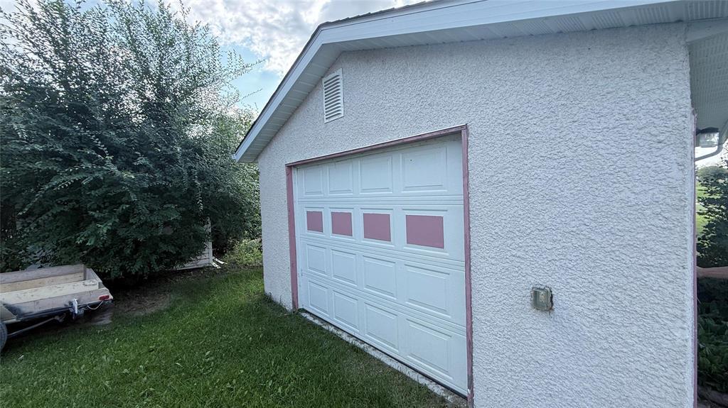 Photo 35 of 432 Croteau Street, St Pierrejolys MB