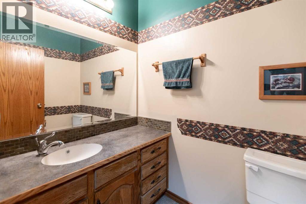 Photo 18 of 128 Norby Crescent, Red Deer AB
