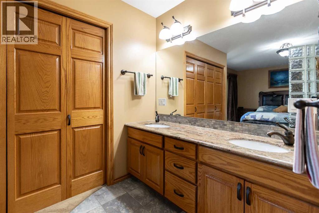 Photo 29 of 128 Norby Crescent, Red Deer AB
