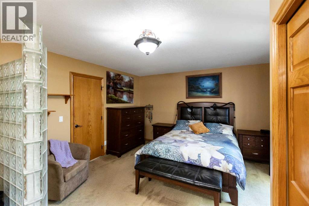 Photo 24 of 128 Norby Crescent, Red Deer AB