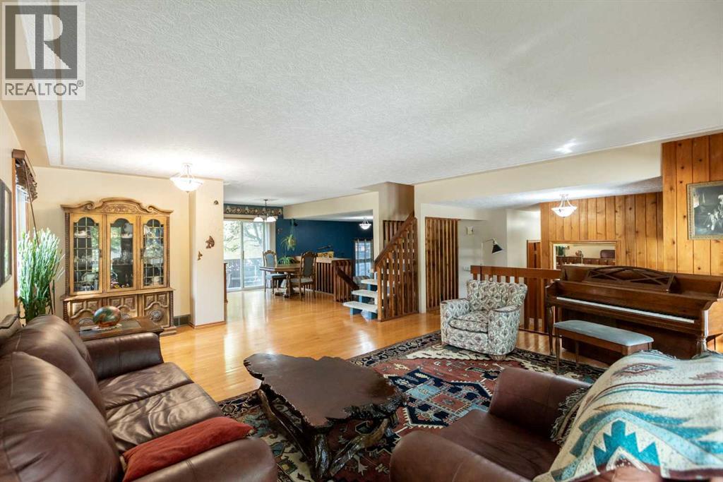 Photo 9 of 128 Norby Crescent, Red Deer AB