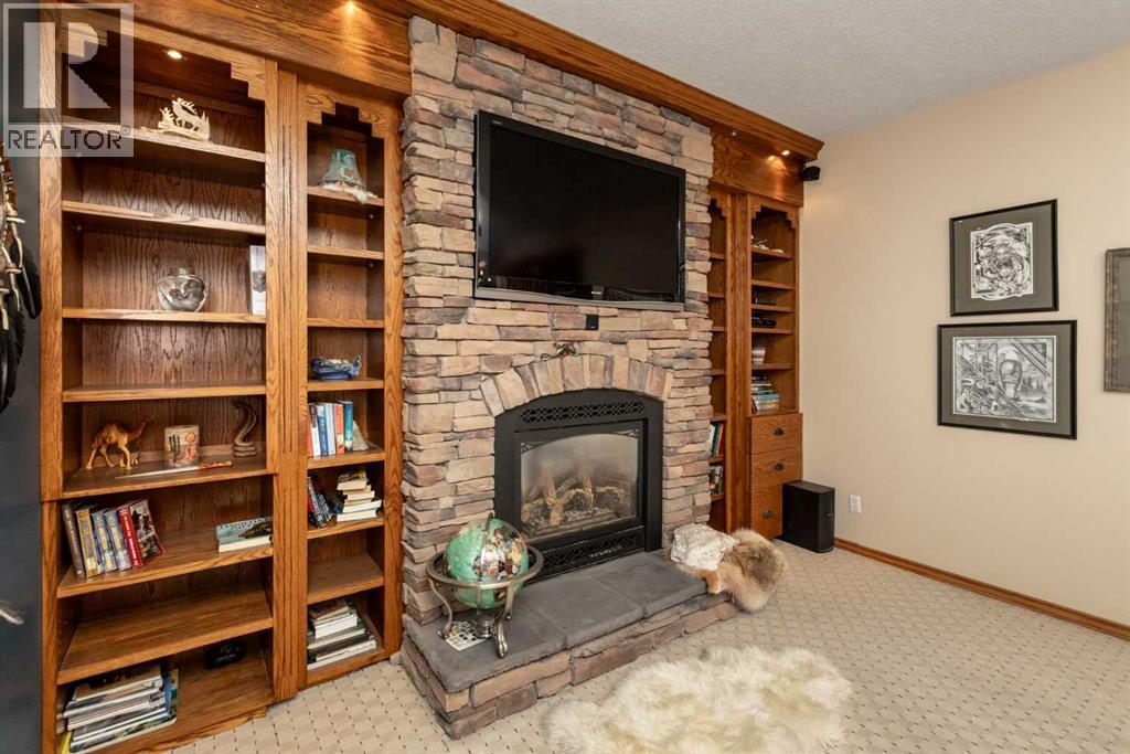 Photo 17 of 128 Norby Crescent, Red Deer AB