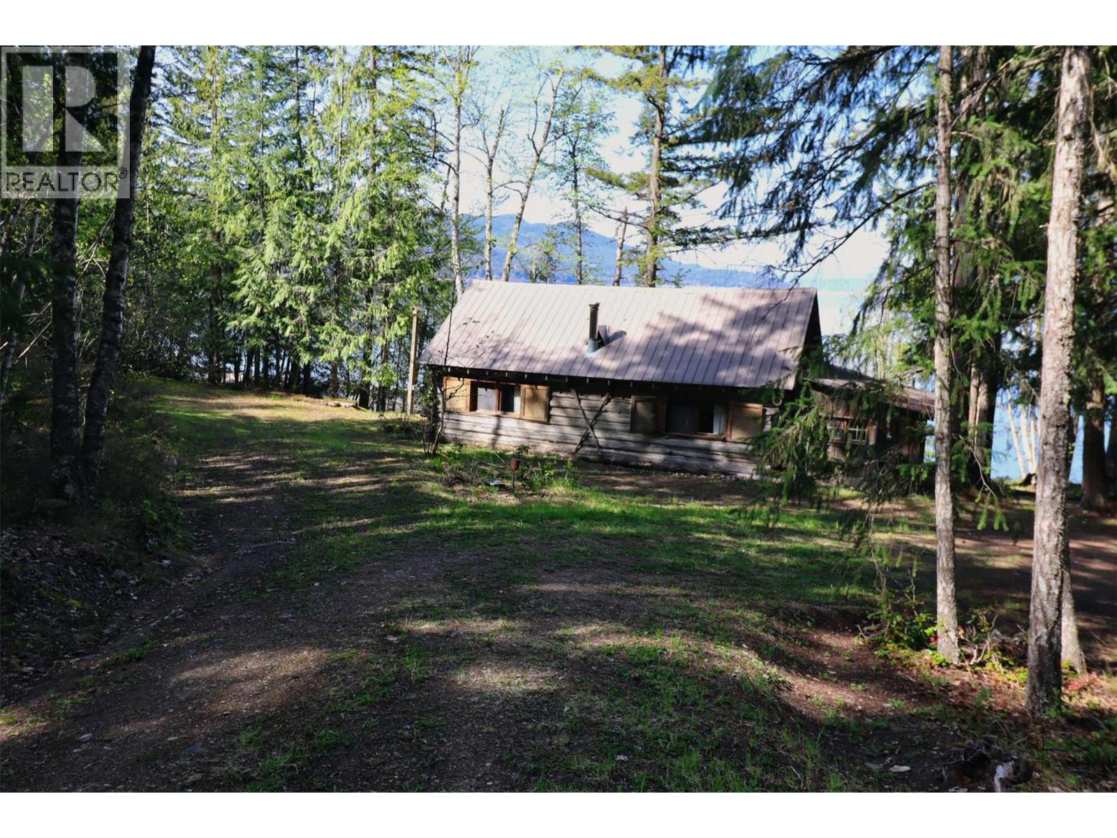Photo 8 of 6111 6135 Eagle Bay Road, Eagle Bay BC