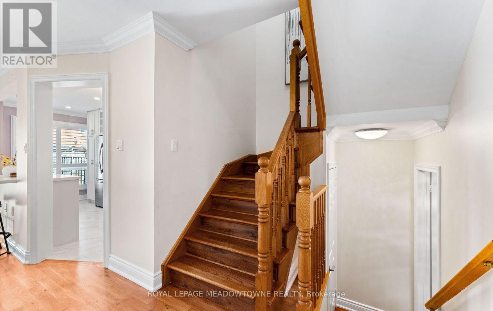 Photo 19 of 3969 Bentridge Road, Mississauga ON