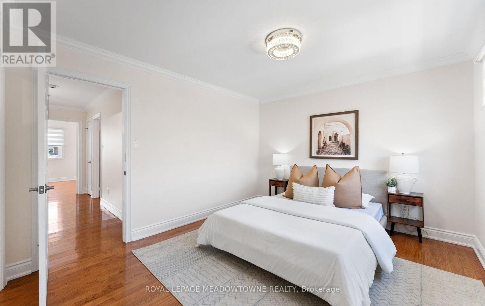 Photo 22 of 3969 Bentridge Road, Mississauga ON