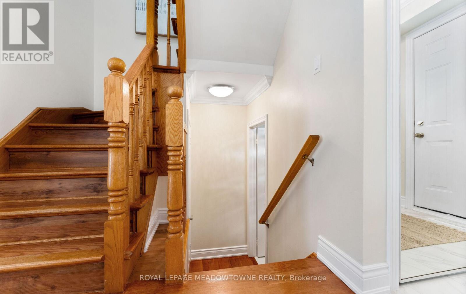 Photo 29 of 3969 Bentridge Road, Mississauga ON