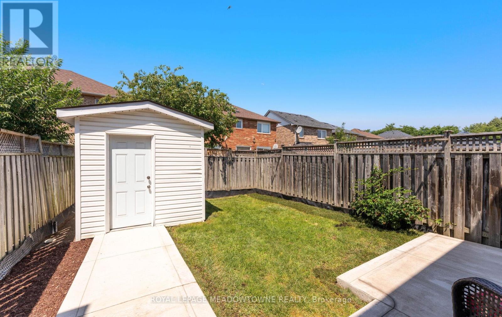 Photo 37 of 3969 Bentridge Road, Mississauga ON