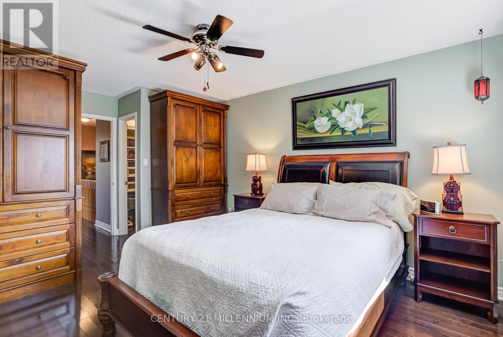 Photo 21 of 3854 Foxborough Trail, Mississauga ON