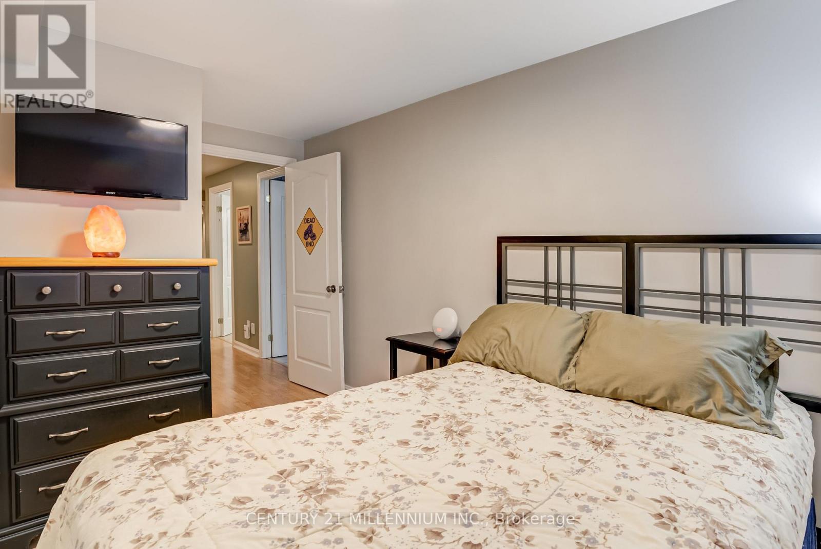 Photo 38 of 3854 Foxborough Trail, Mississauga ON