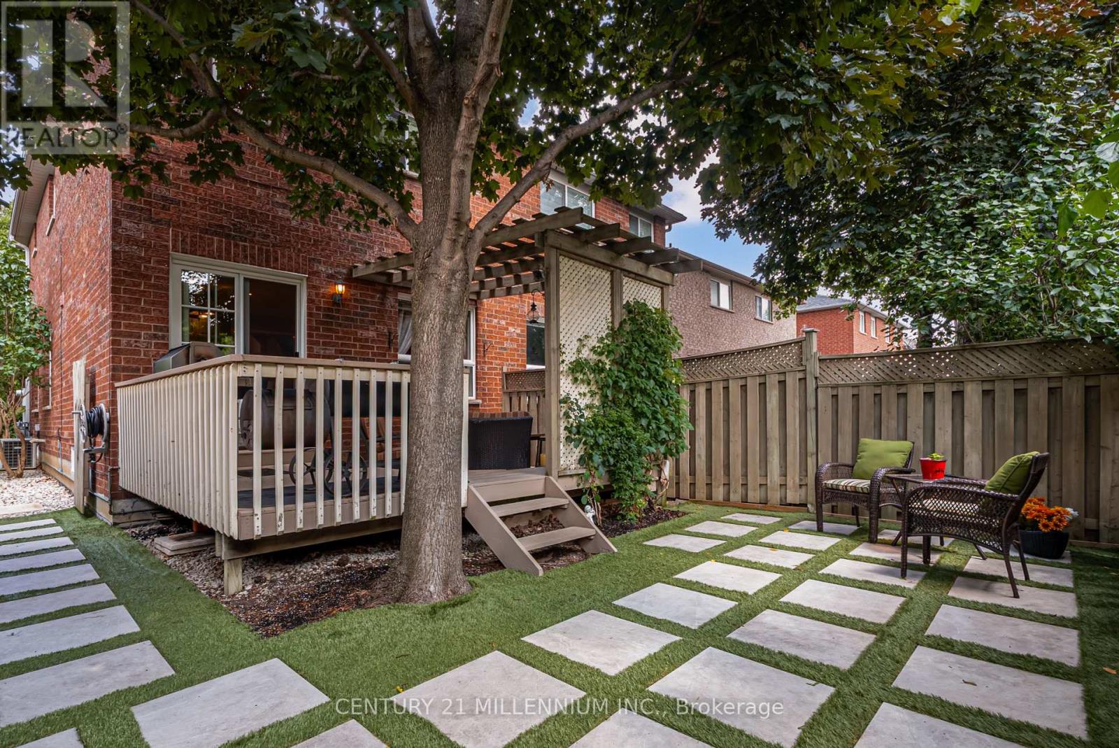 Photo 43 of 3854 Foxborough Trail, Mississauga ON