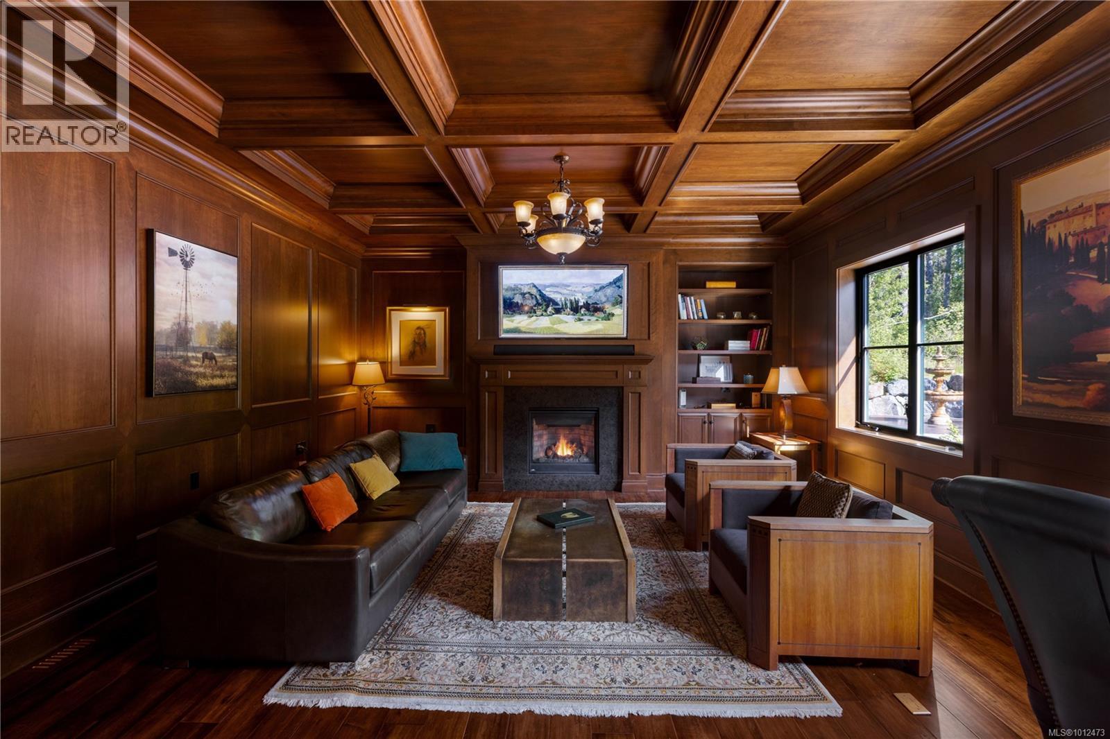 11325 Chalet Rd, North Saanich
