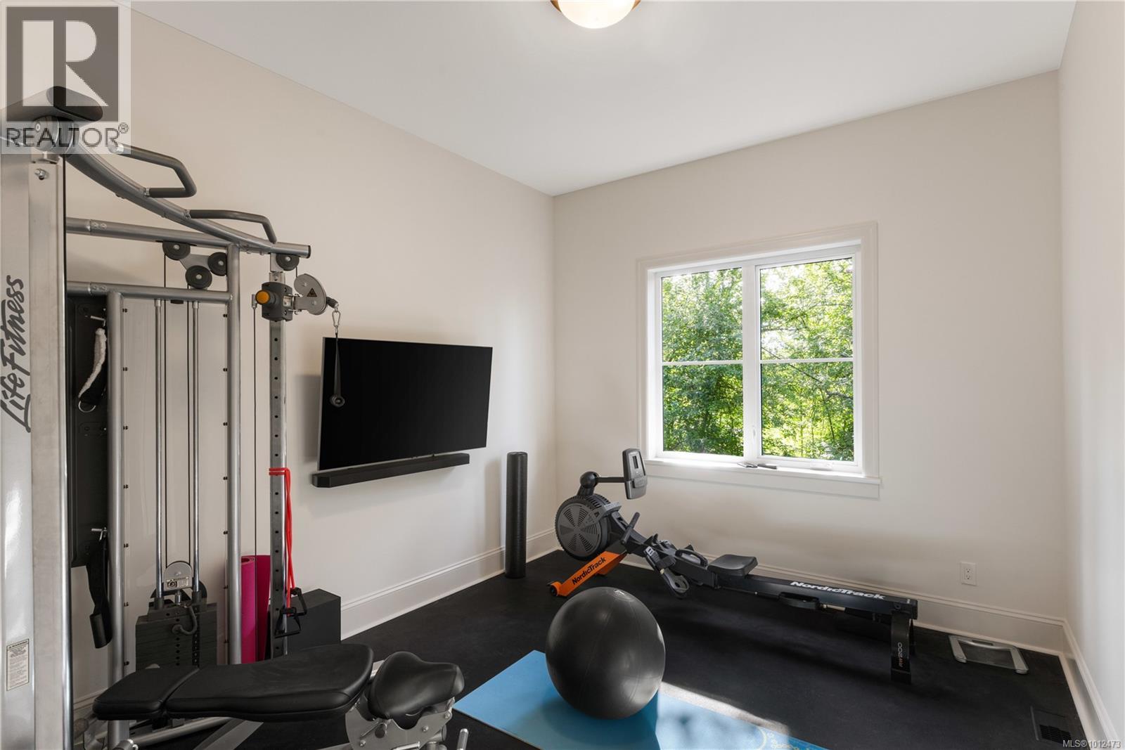 11325 Chalet Rd, North Saanich
