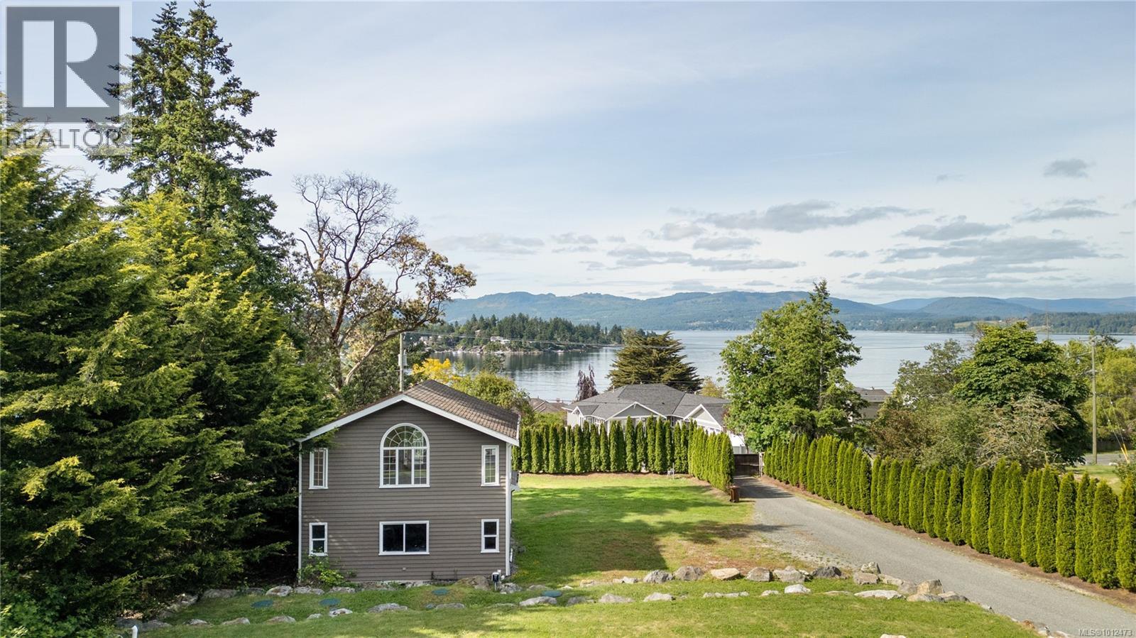 11325 Chalet Rd, North Saanich