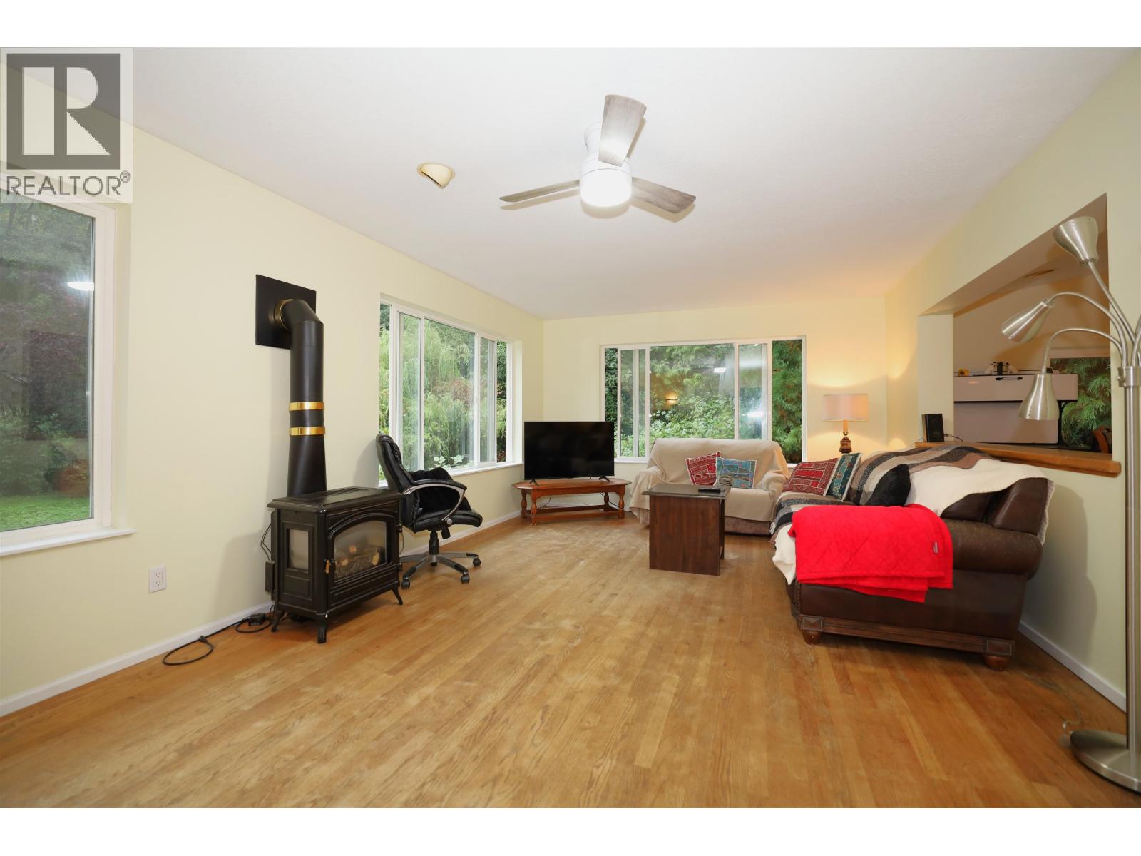 1161 ROSAMUND ROAD, Gibsons