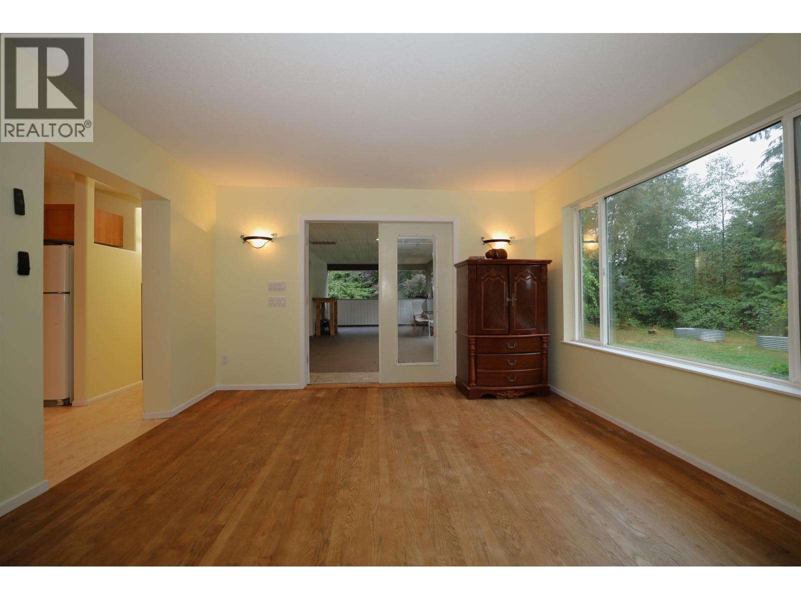 1161 ROSAMUND ROAD, Gibsons