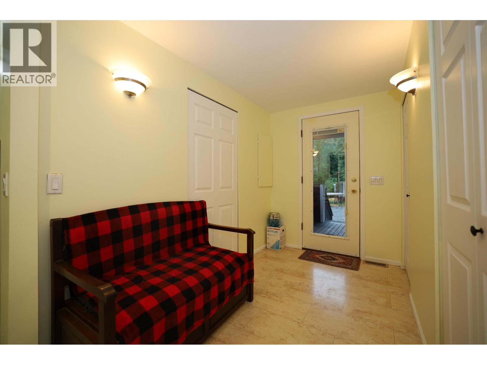 1161 ROSAMUND ROAD, Gibsons