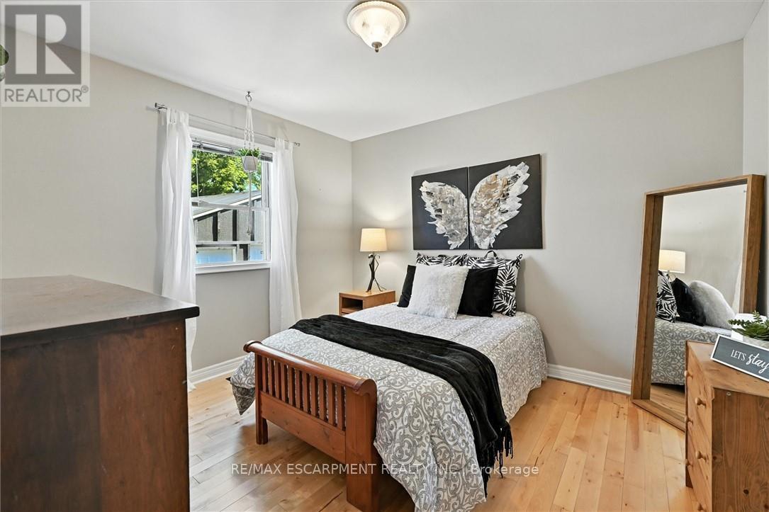 Photo 18 of 8554 Haldibrook Road, Hamilton ON