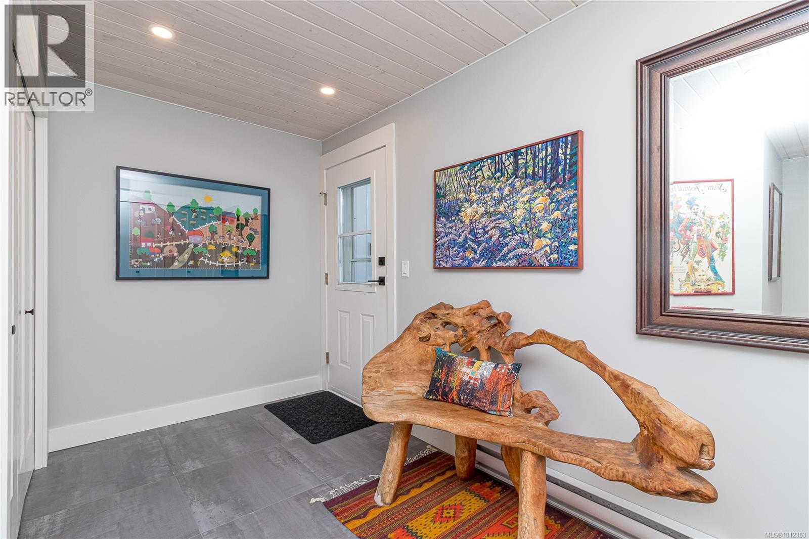404 9958 Daniel St, Chemainus