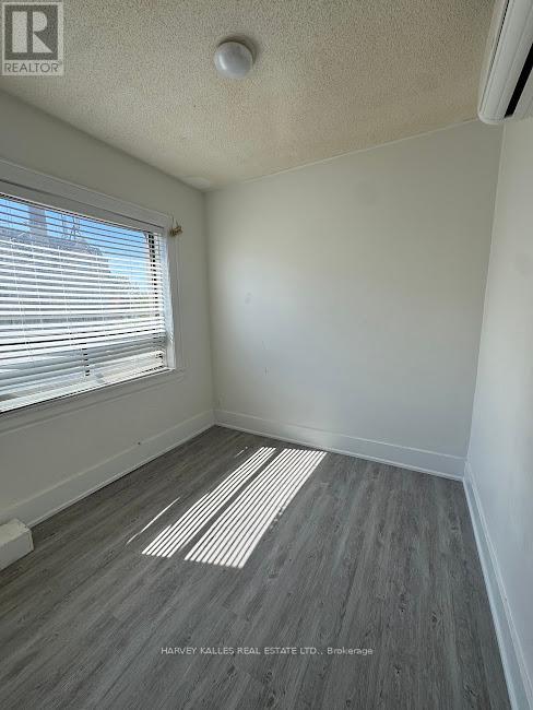 Photo 10 of 201 930 St Clair Avenue, Toronto ON