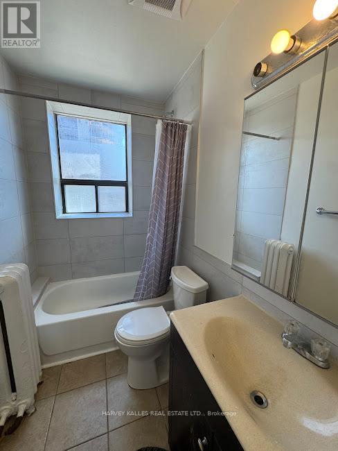 Photo 8 of 201 930 St Clair Avenue, Toronto ON