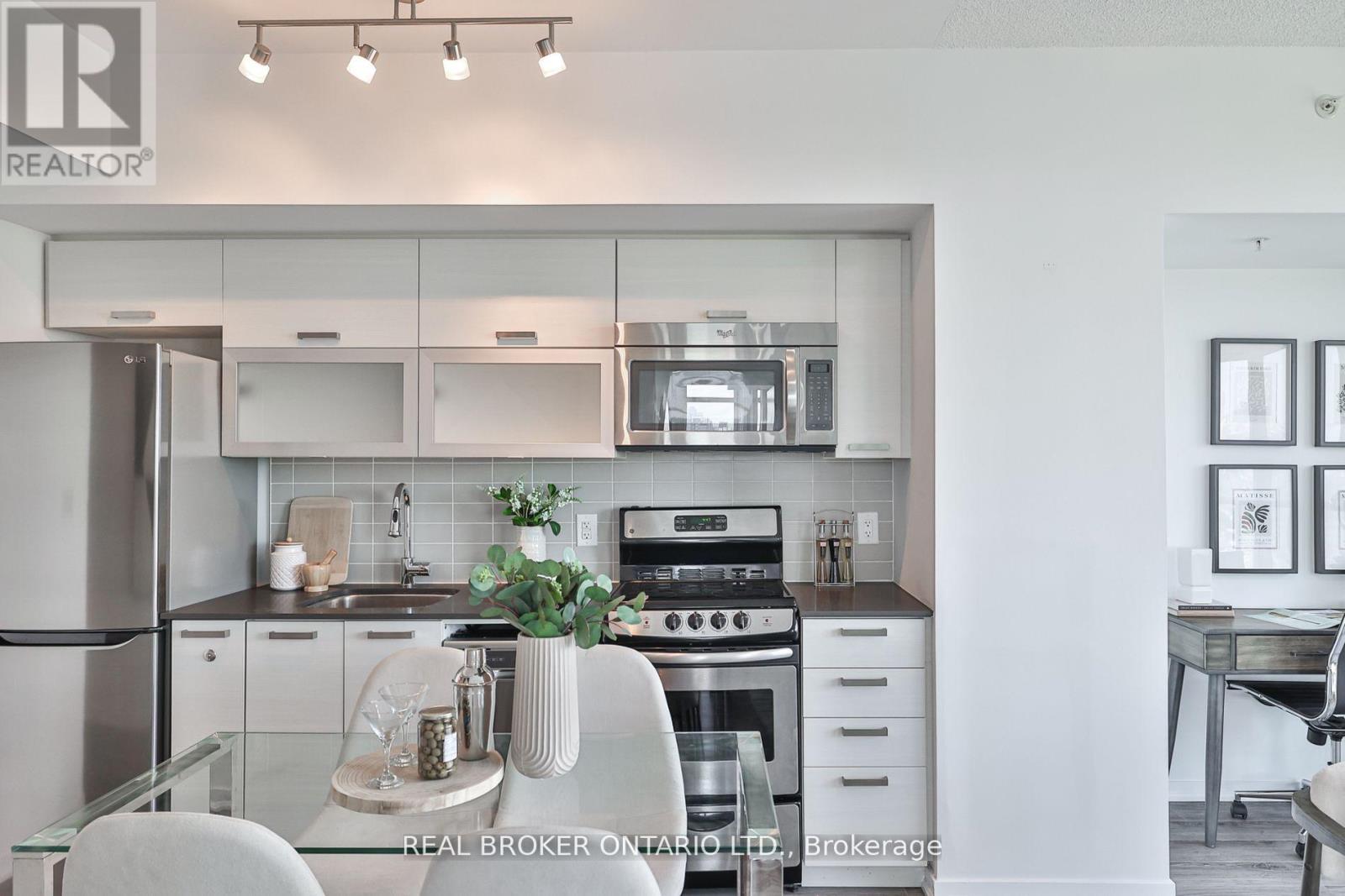 Photo 11 of 1129 68 Abell Street, Toronto ON