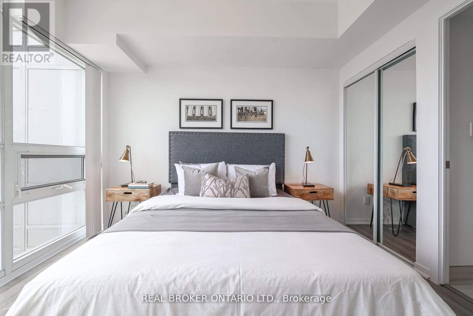 Photo 16 of 1129 68 Abell Street, Toronto ON